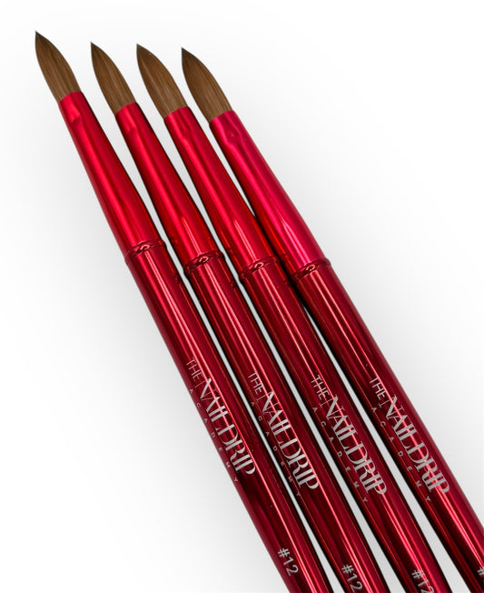 Signature Rouge Acrylic Brush